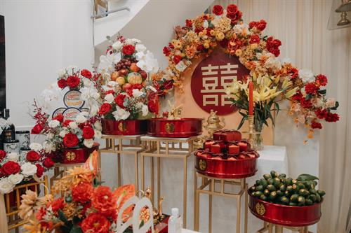 Mâm Quả Cưới Hỏi - Gói Quả Kết Tháp Hoa Tươi Cao Cấp MQ01